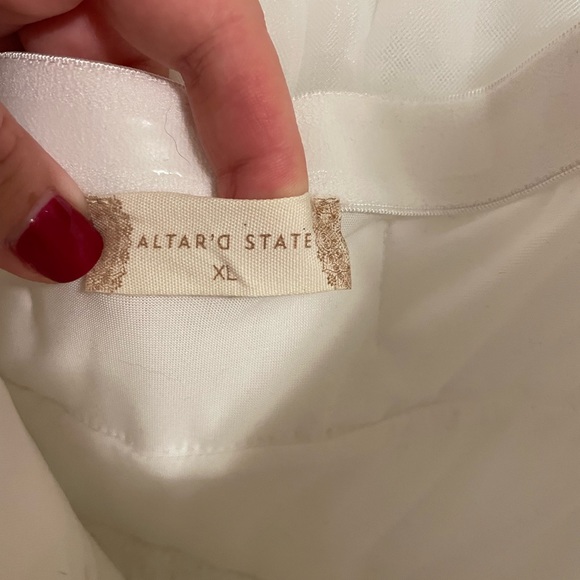 Altar’d State tulle white dress - XL - Picture 3 of 5